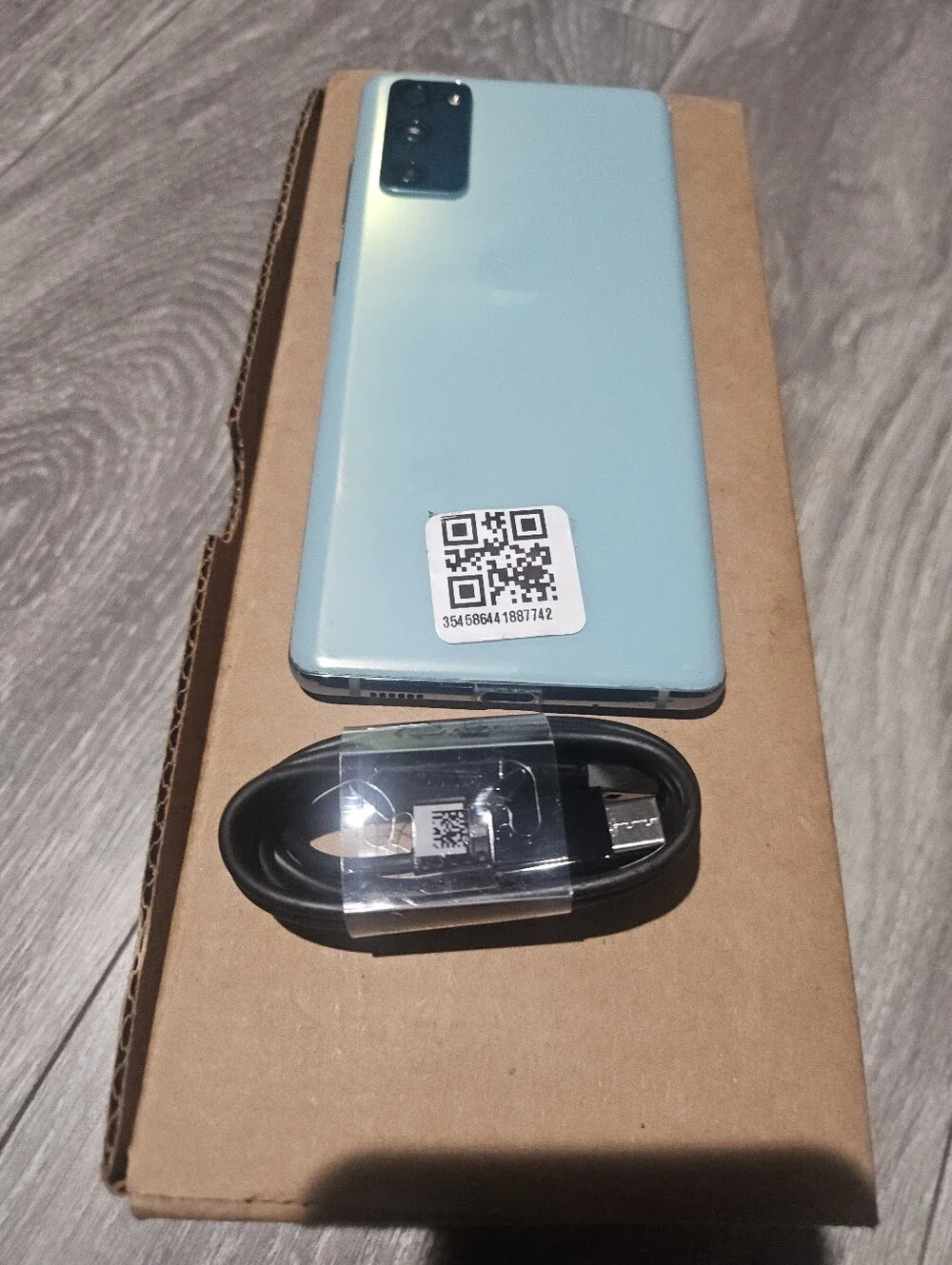 Samsung Galaxy S20 FE 5G Phone with Black USB-C Charging Cable